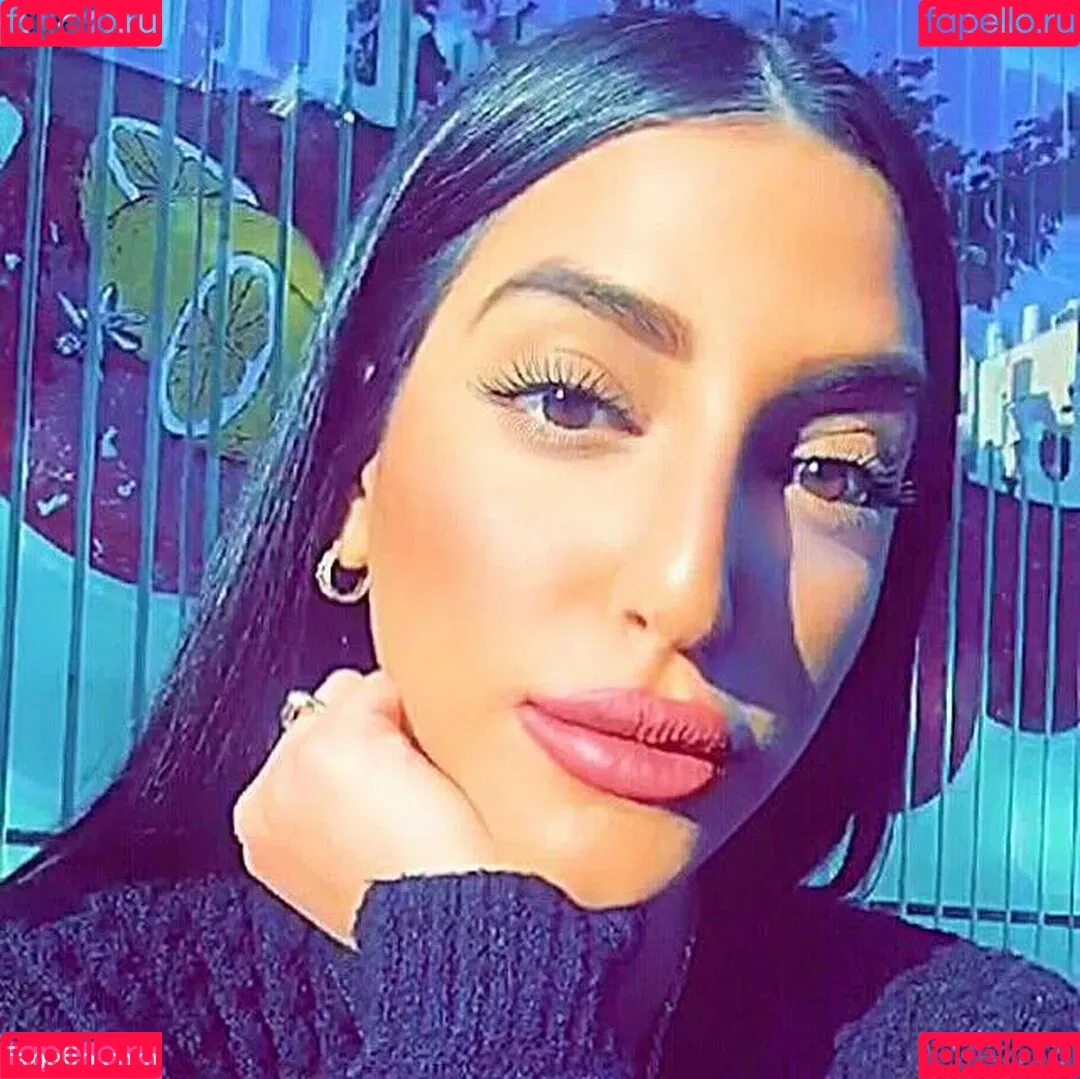 May Hikri Onlyfans Photo Gallery 