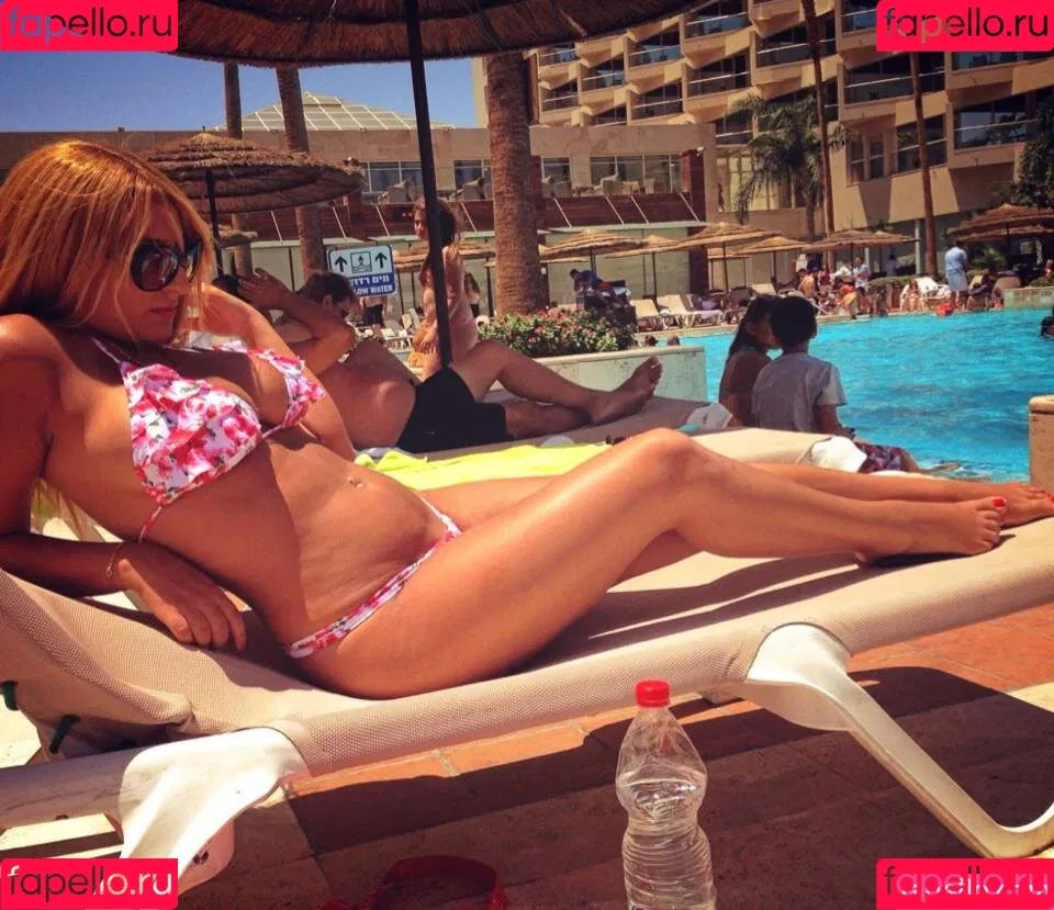 May Hikri Onlyfans Photo Gallery 