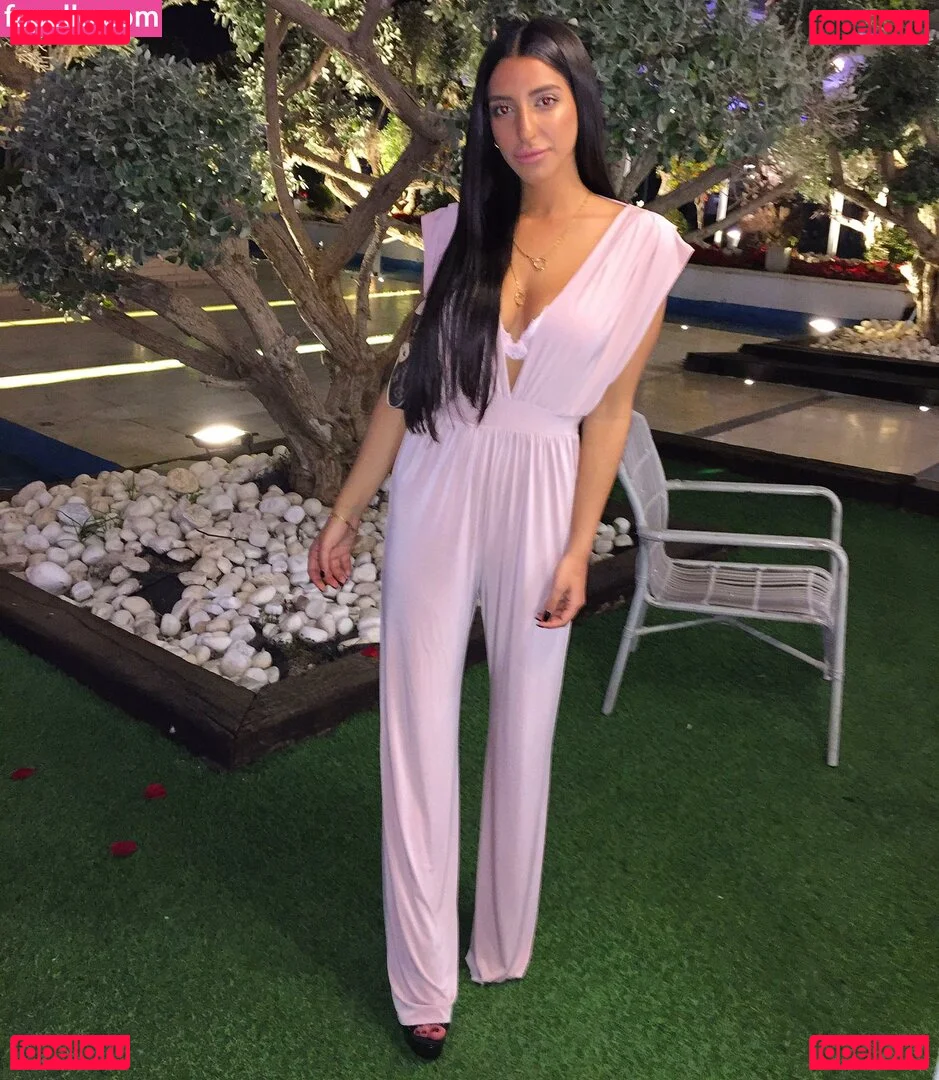 May Hikri Onlyfans Photo Gallery 