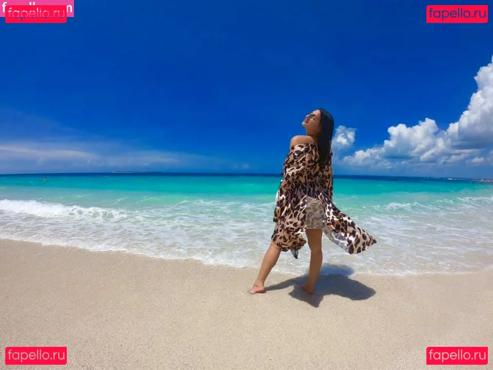 May Hikri Onlyfans Photo Gallery 