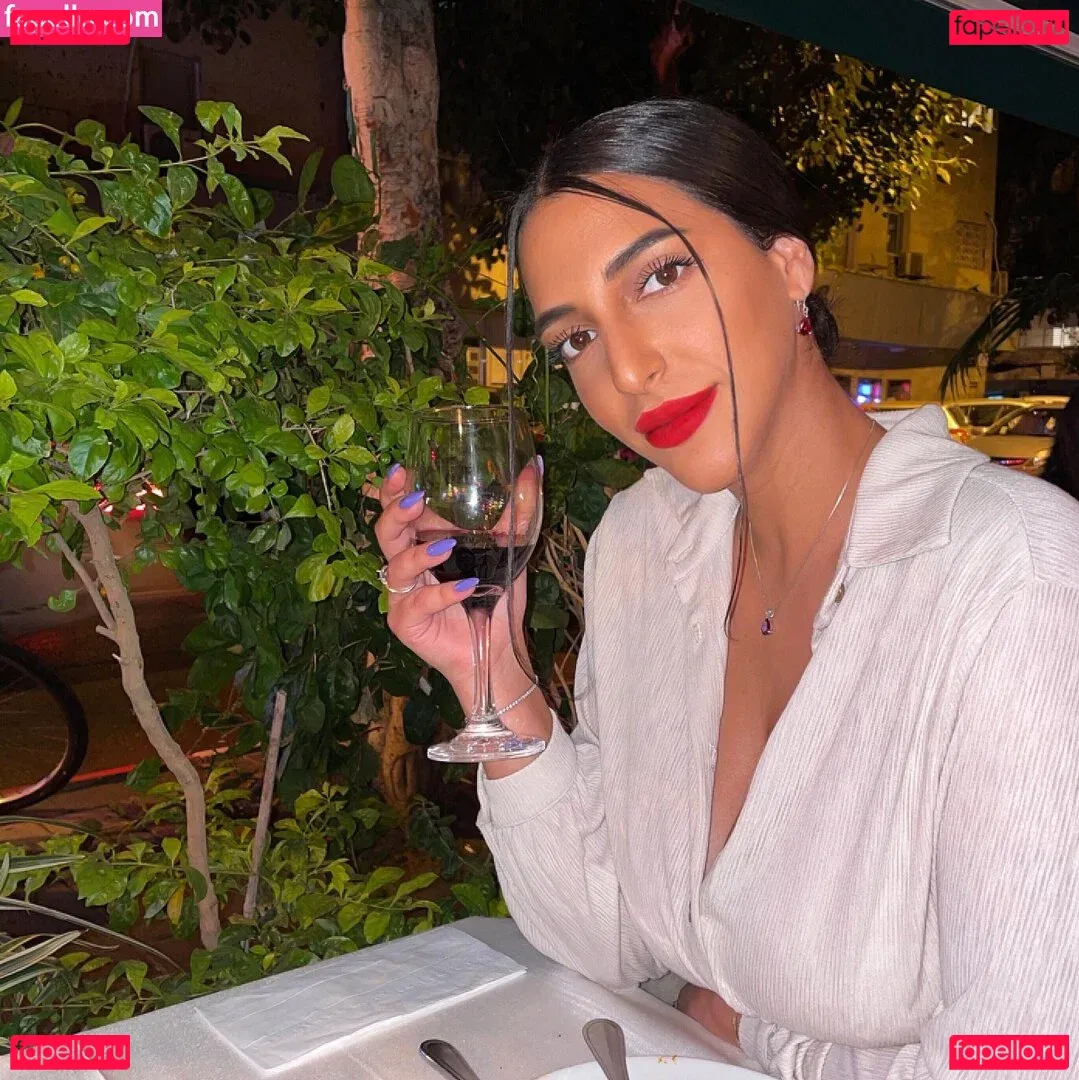 May Hikri Onlyfans Photo Gallery 