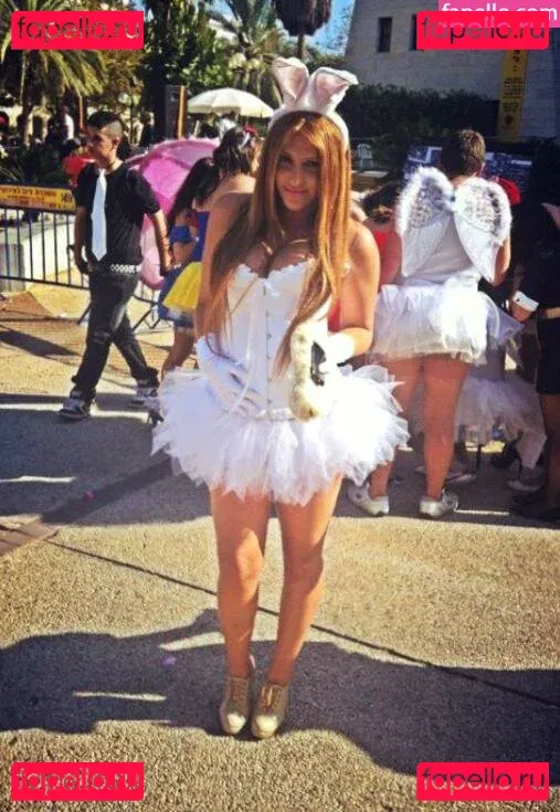 May Hikri Onlyfans Photo Gallery 