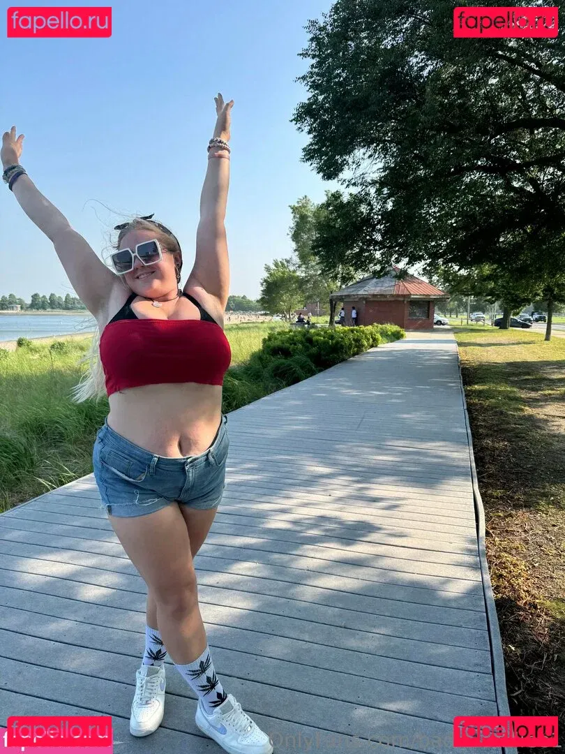 Bad.blondiee1 Onlyfans Photo Gallery 