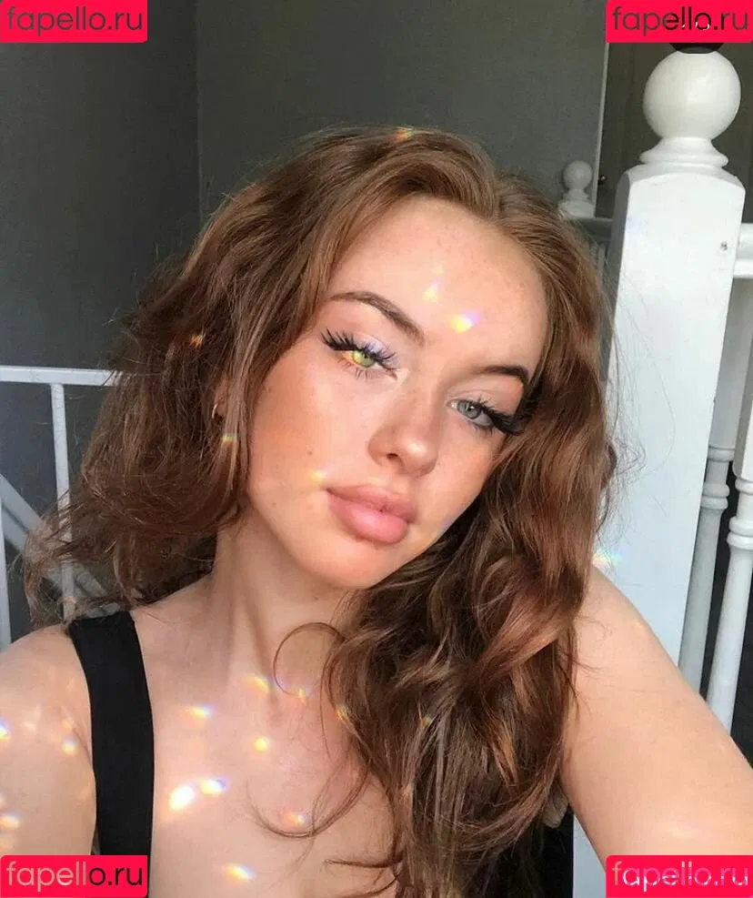 Neave Dare Onlyfans Photo Gallery 