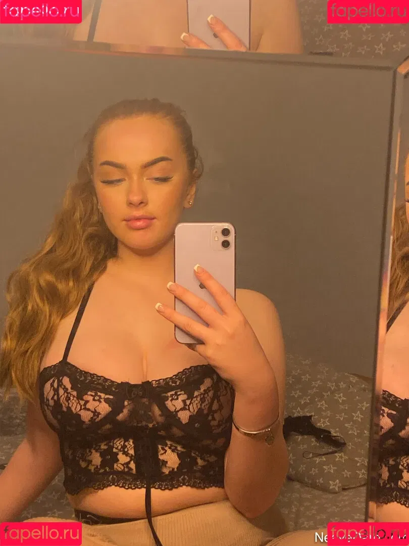 Neave Dare Onlyfans Photo Gallery 