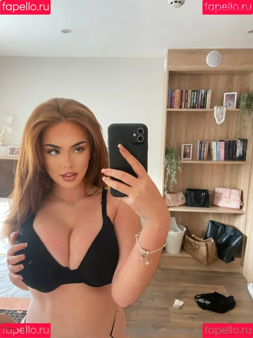 Neave Dare Onlyfans Photo Gallery 