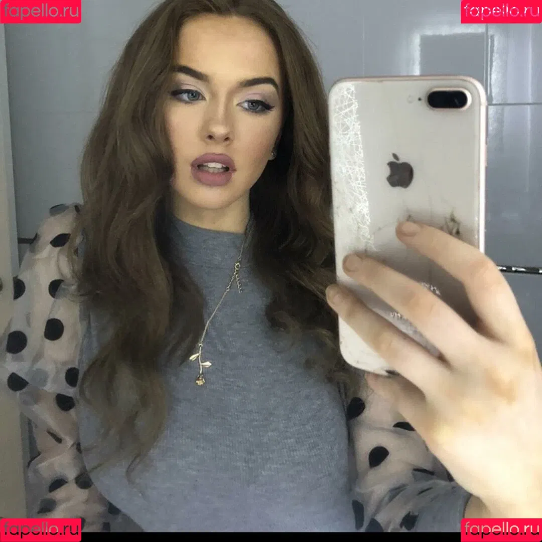 Neave Dare Onlyfans Photo Gallery 