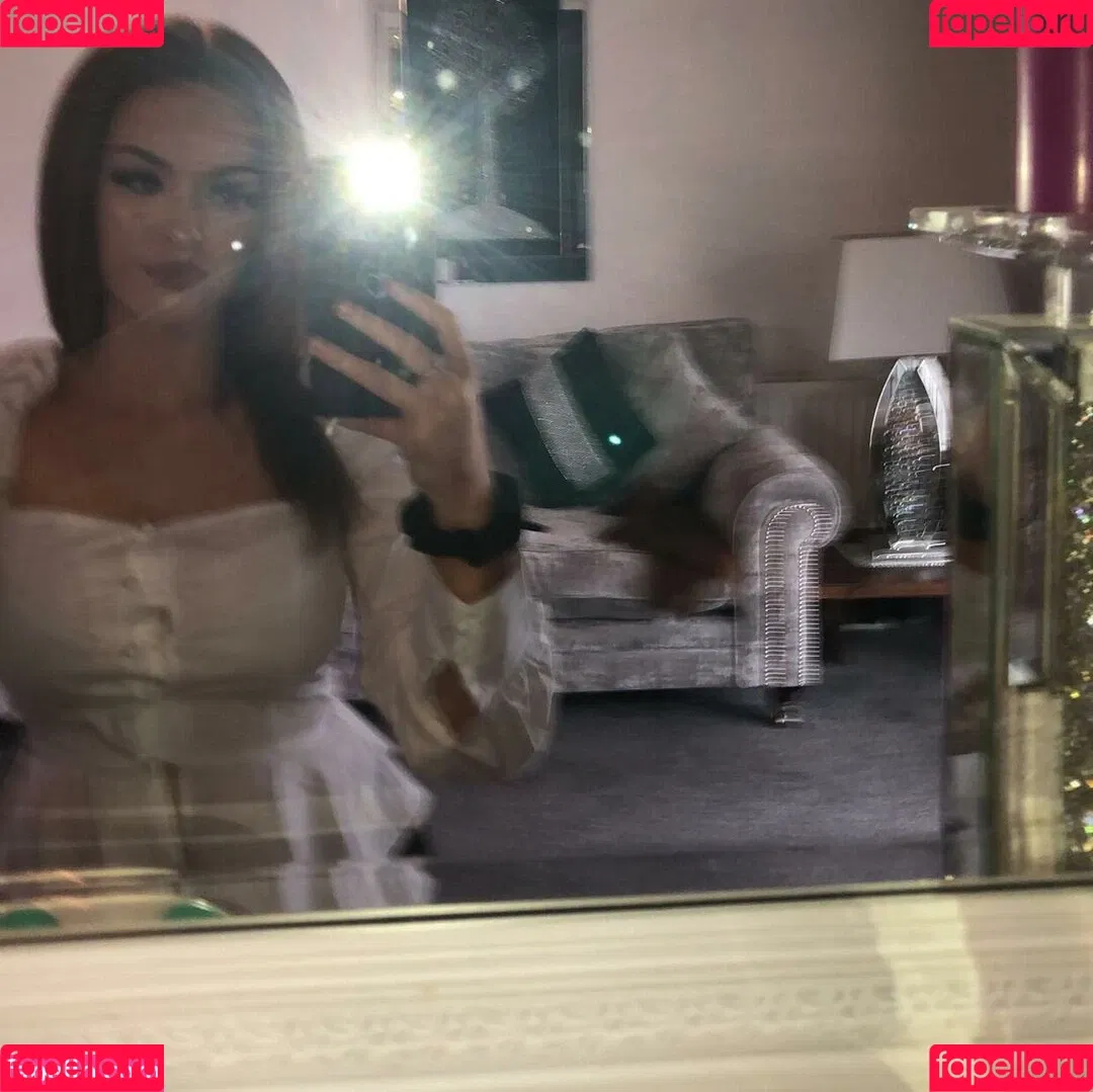 Neave Dare Onlyfans Photo Gallery 