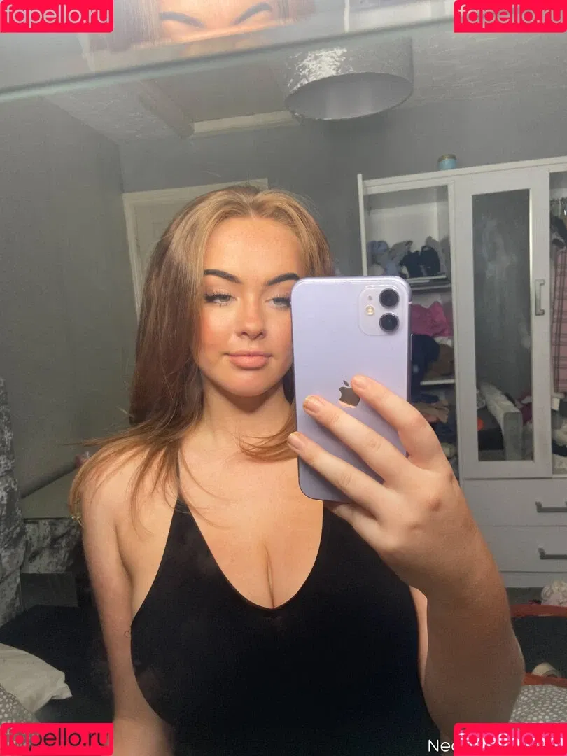 Neave Dare Onlyfans Photo Gallery 