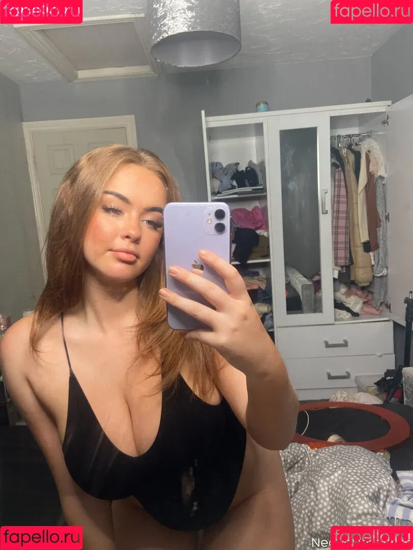 Neave Dare Onlyfans Photo Gallery 