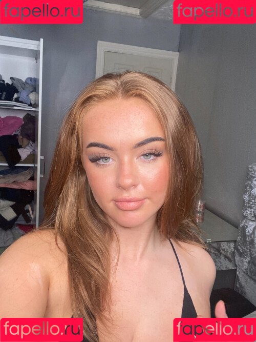 Neave Dare Onlyfans Photo Gallery 