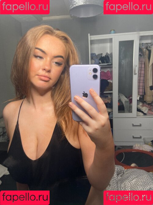 Neave Dare Onlyfans Photo Gallery 