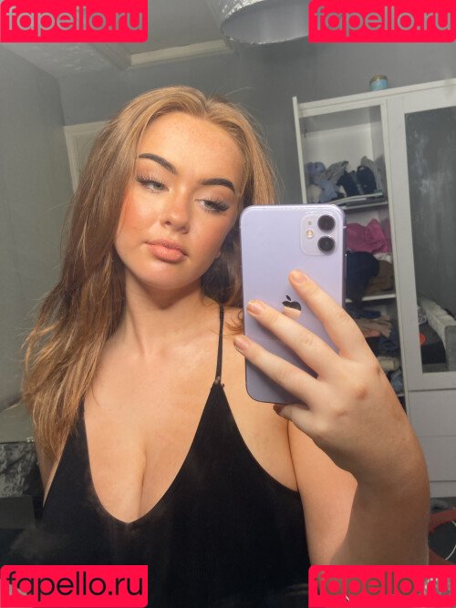 Neave Dare Onlyfans Photo Gallery 