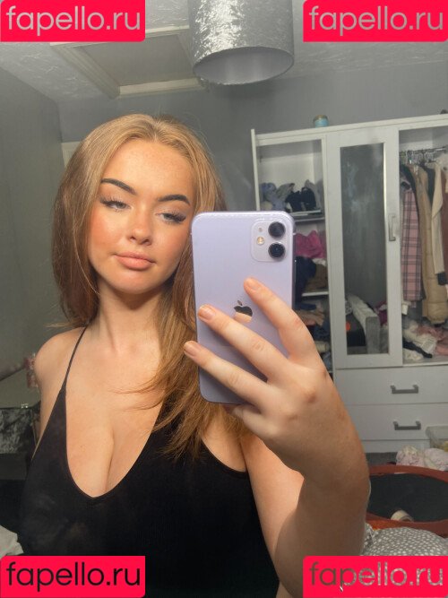 Neave Dare Onlyfans Photo Gallery 