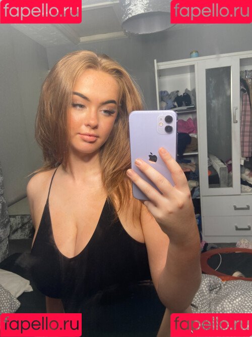 Neave Dare Onlyfans Photo Gallery 