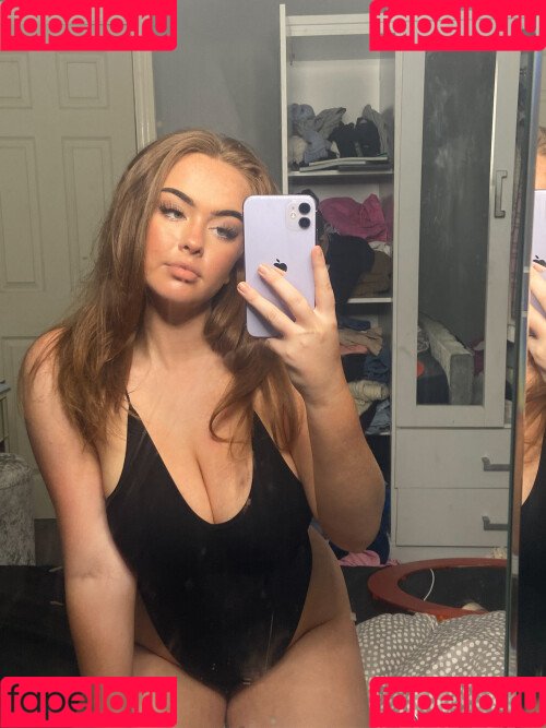 Neave Dare Onlyfans Photo Gallery 