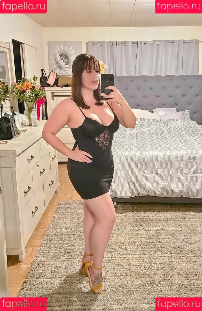 trezztheniche Onlyfans Photo Gallery 