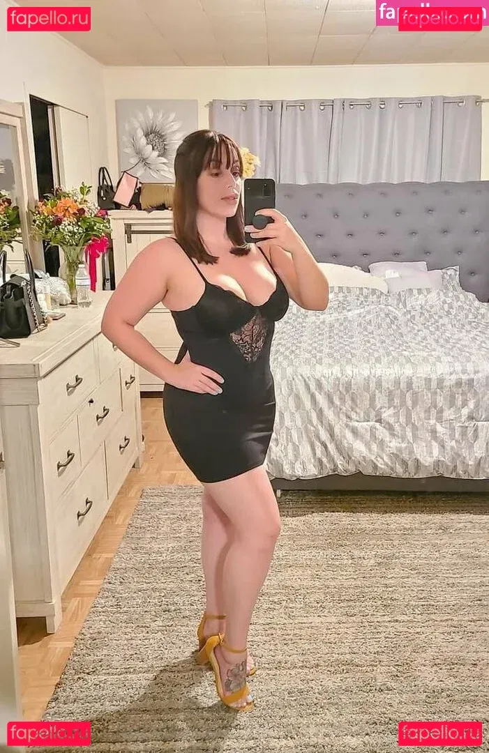 trezztheniche Onlyfans Photo Gallery 