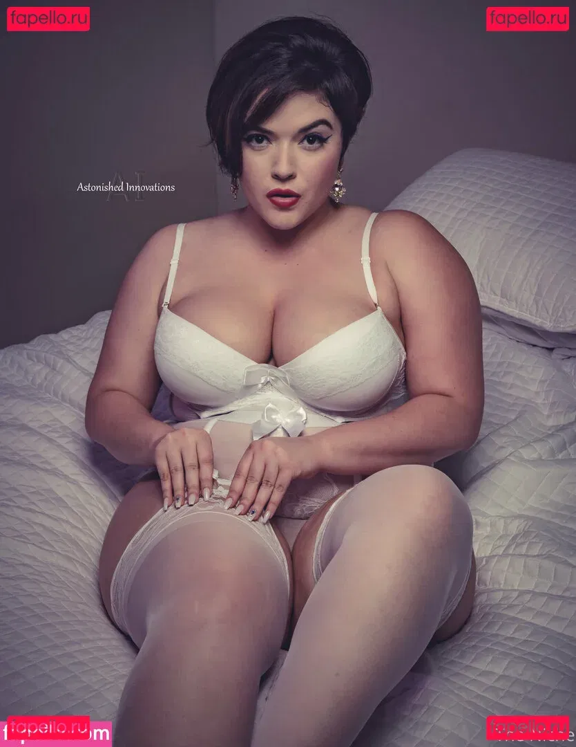 trezztheniche Onlyfans Photo Gallery 