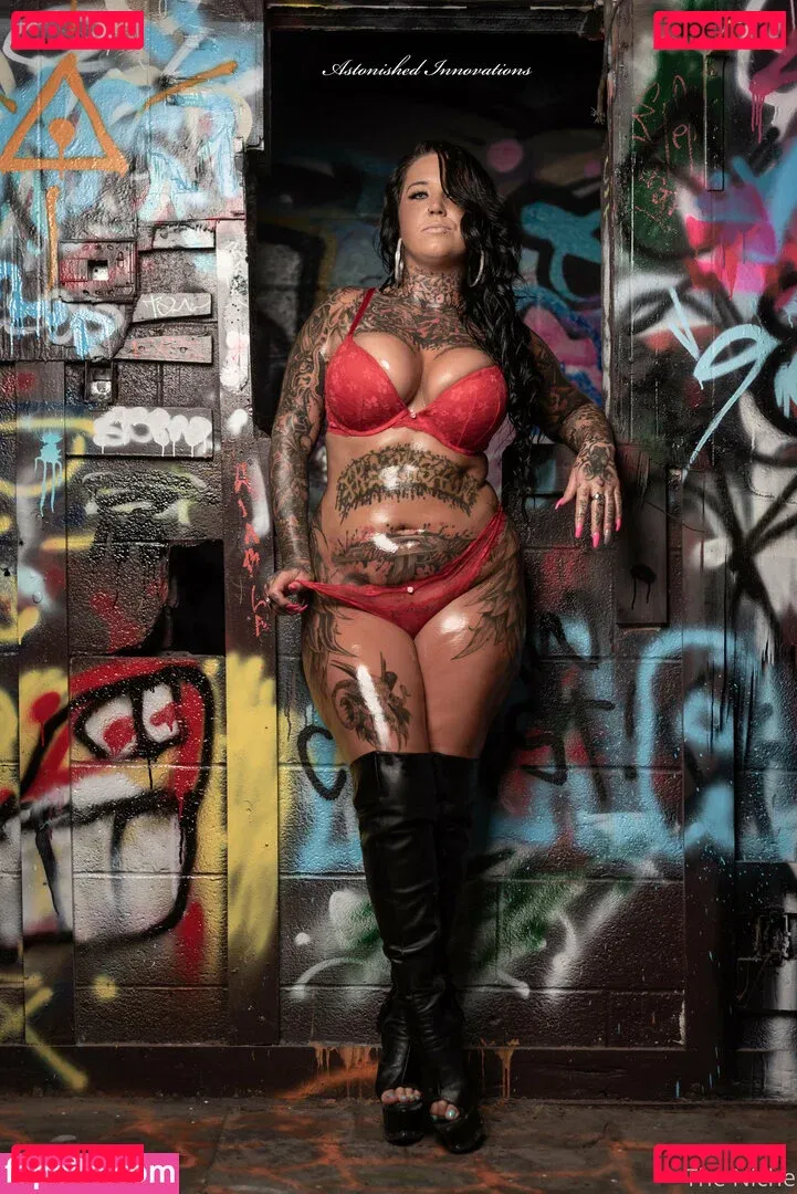 trezztheniche Onlyfans Photo Gallery 