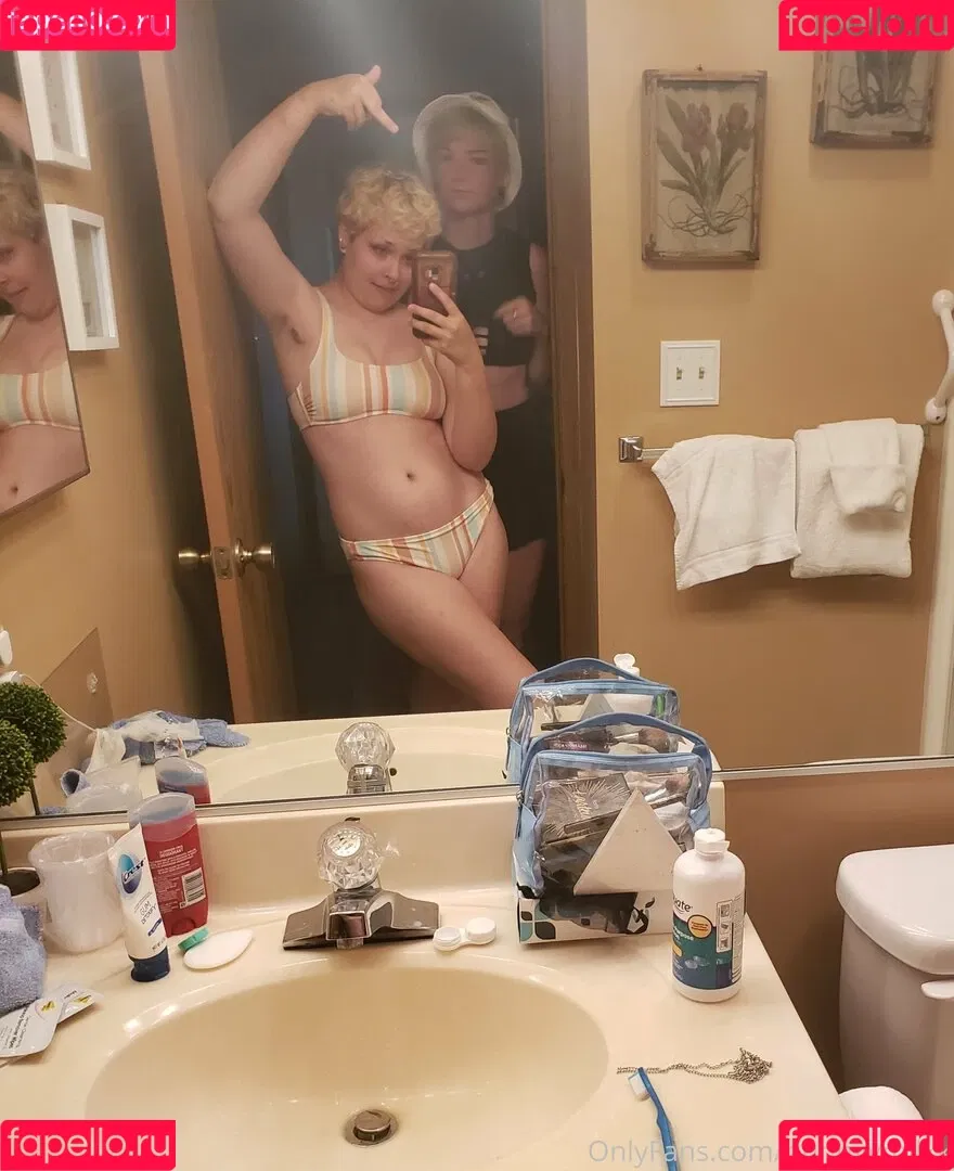 bunnyymilkk Onlyfans Photo Gallery 