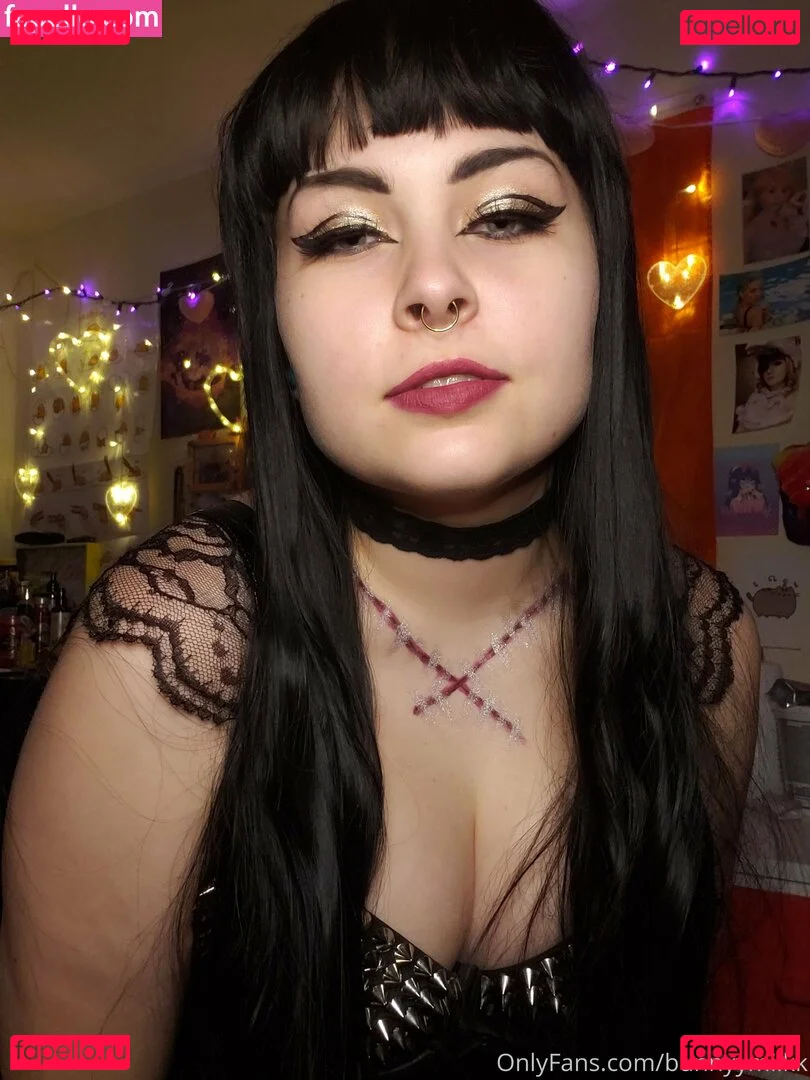 bunnyymilkk Onlyfans Photo Gallery 