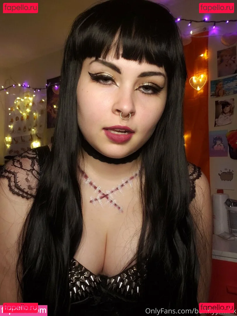 bunnyymilkk Onlyfans Photo Gallery 