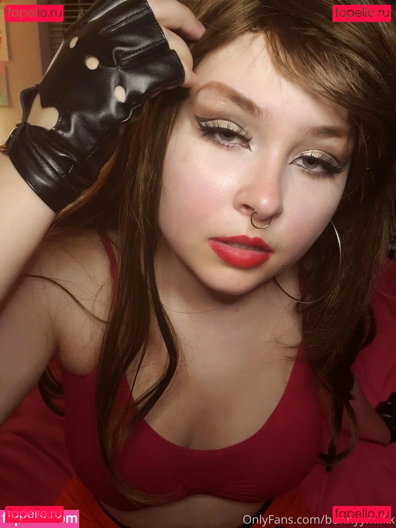 bunnyymilkk Onlyfans Photo Gallery 