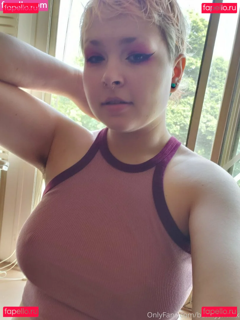 bunnyymilkk Onlyfans Photo Gallery 