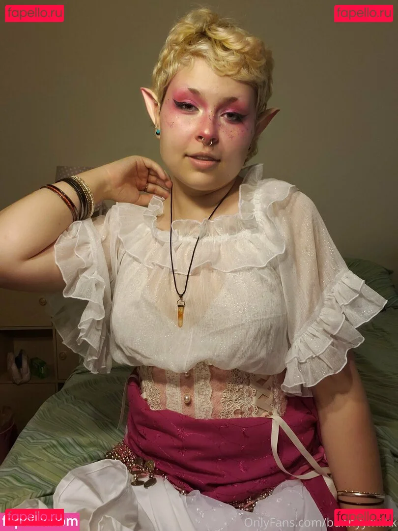 bunnyymilkk Onlyfans Photo Gallery 