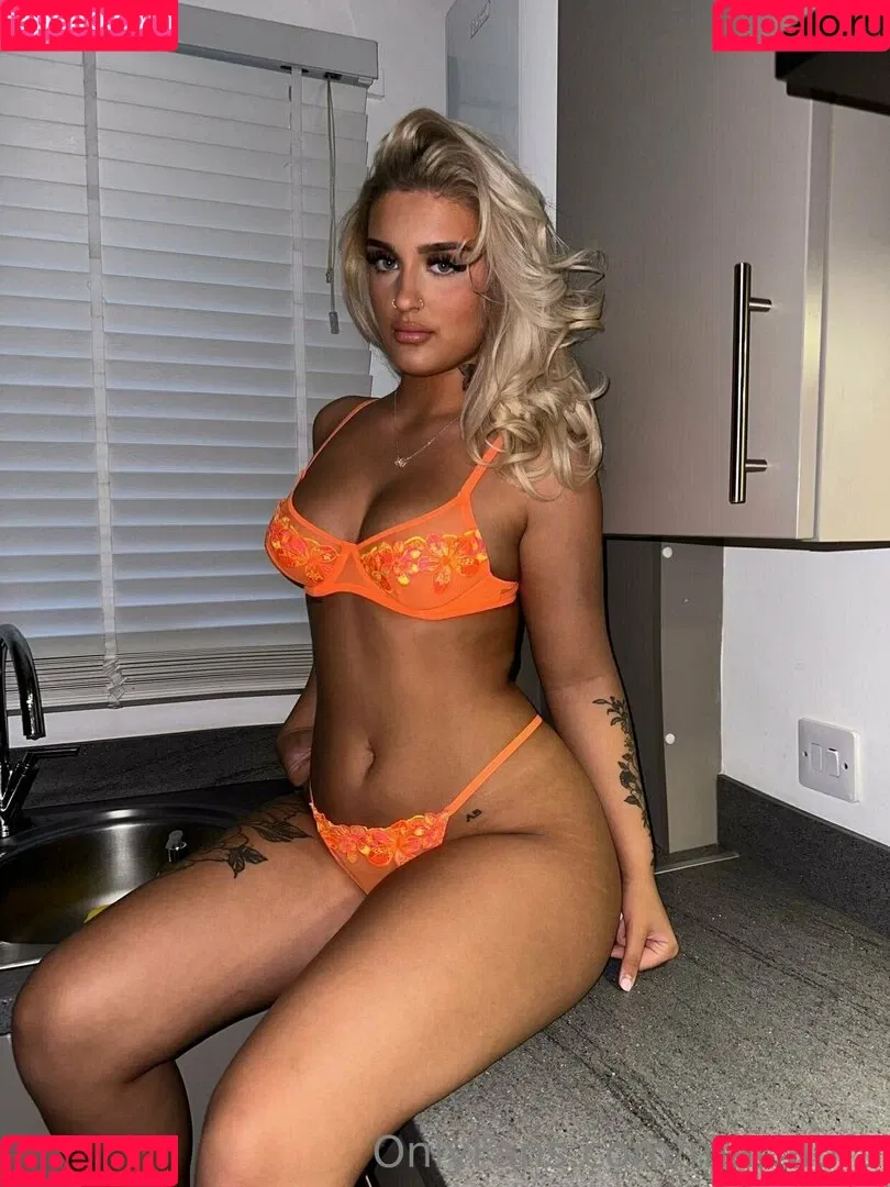 mariaof3 Onlyfans Photo Gallery 