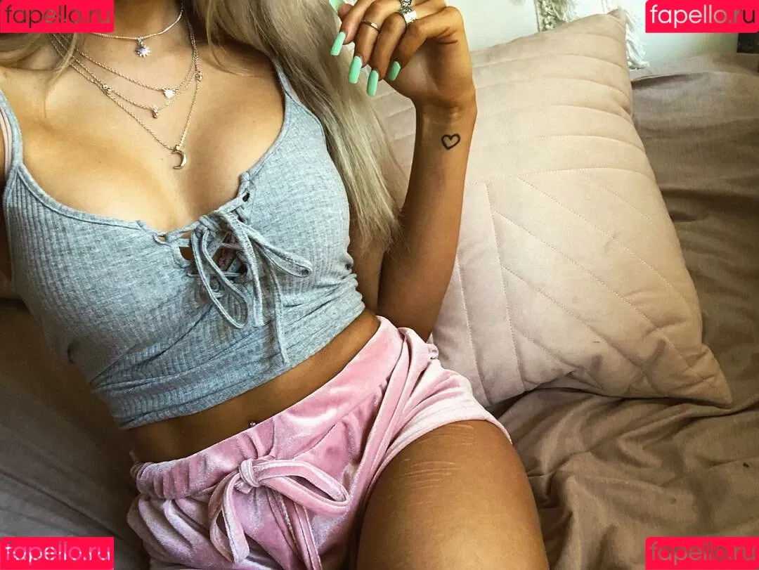 Claire Freeman Onlyfans Photo Gallery 