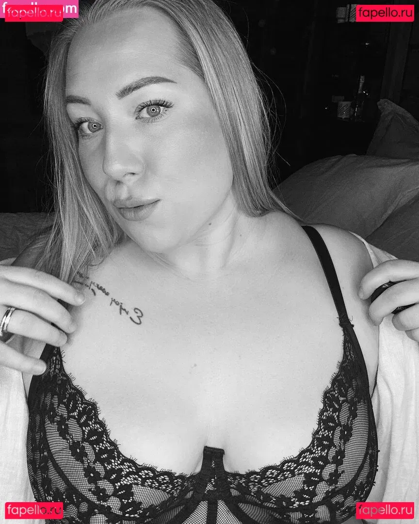 Camilla Haugen Onlyfans Photo Gallery 