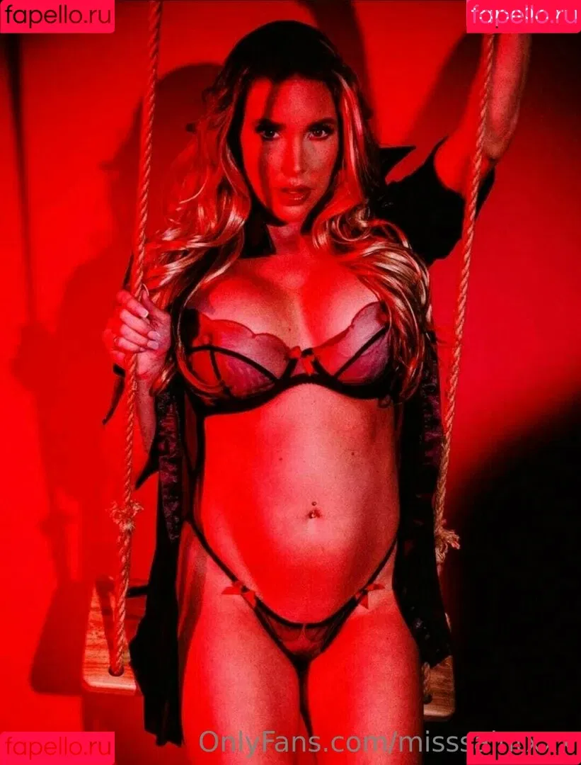 misssaintxxx Onlyfans Photo Gallery 