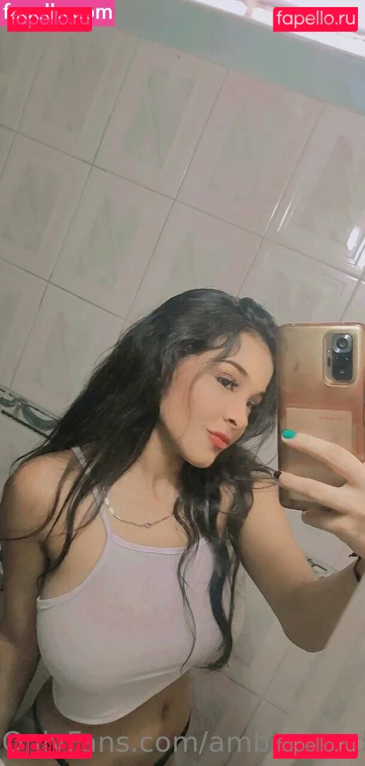 ambergoodhead Onlyfans Photo Gallery 