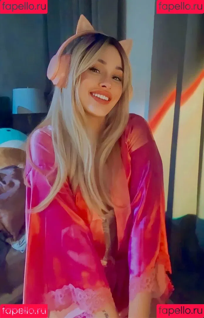 kittytheasmrqueen Onlyfans Photo Gallery 