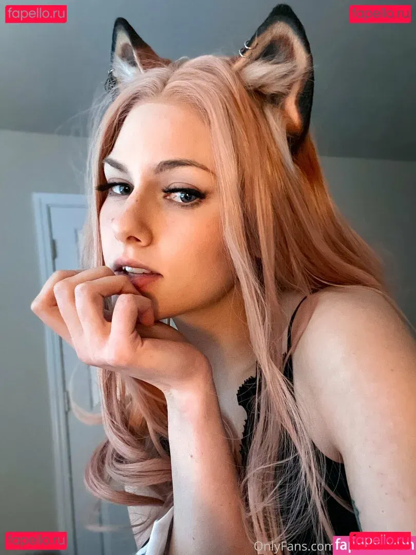 faeliafire Onlyfans Photo Gallery 