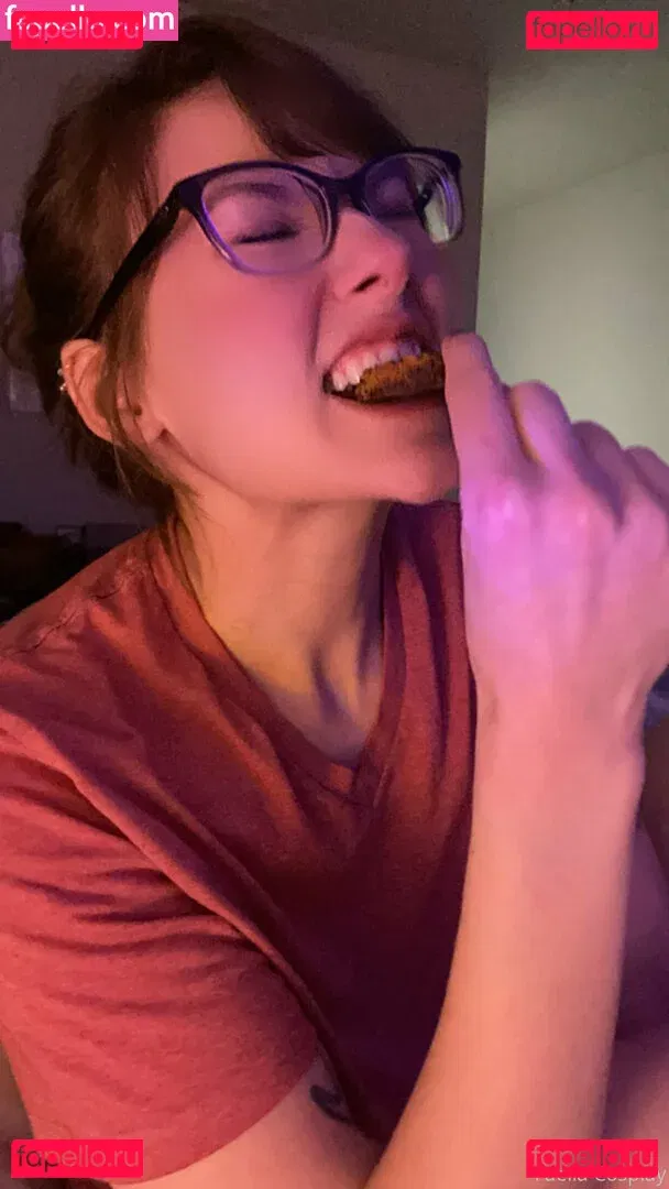 faeliafire Onlyfans Photo Gallery 