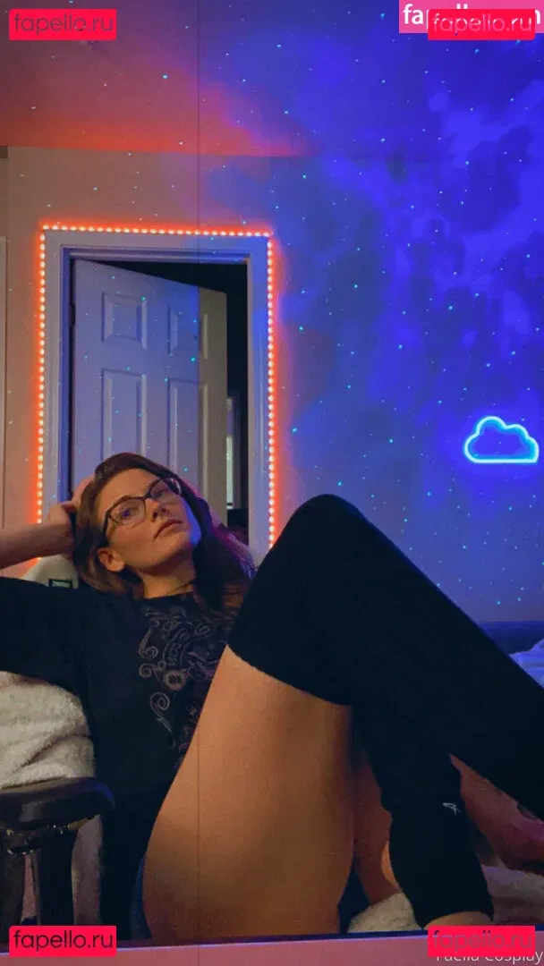 faeliafire Onlyfans Photo Gallery 