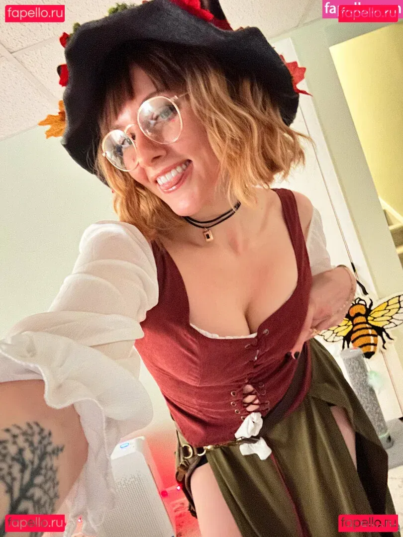 faeliafire Onlyfans Photo Gallery 