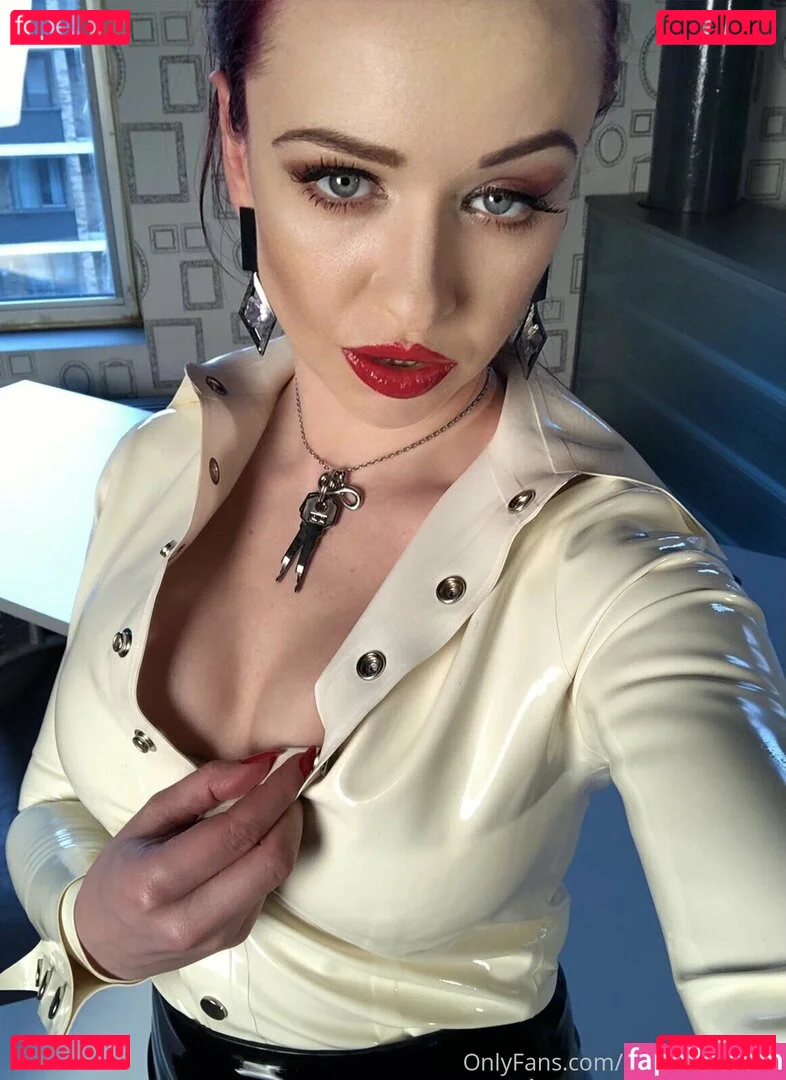 onlinefemdom Onlyfans Photo Gallery 