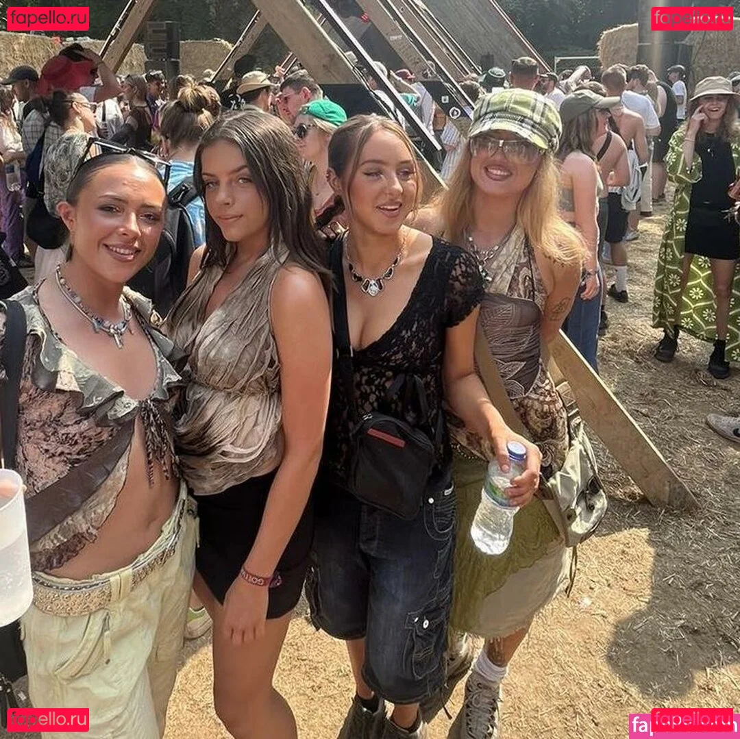 Alex Horne Onlyfans Photo Gallery 