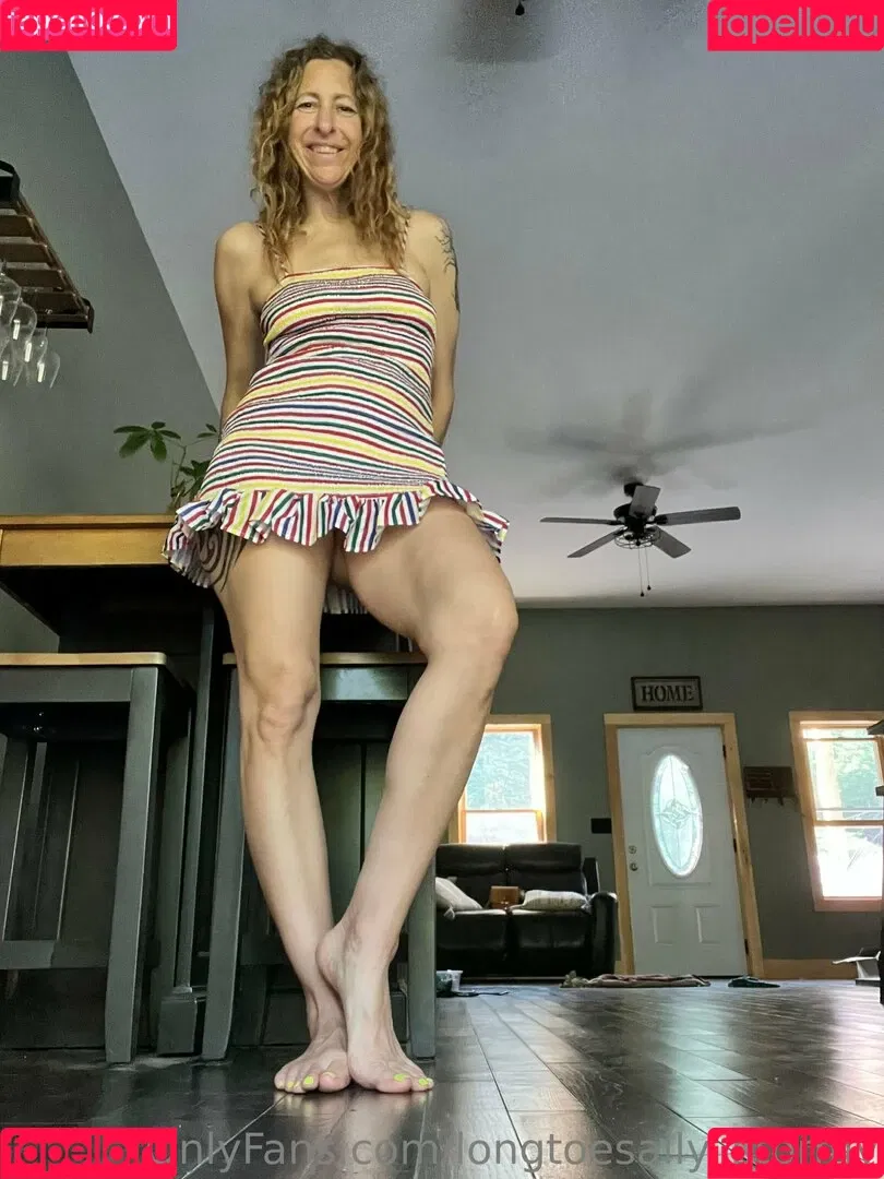 longtoesally_stormy Onlyfans Photo Gallery 