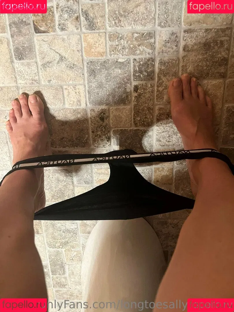 longtoesally_stormy Onlyfans Photo Gallery 