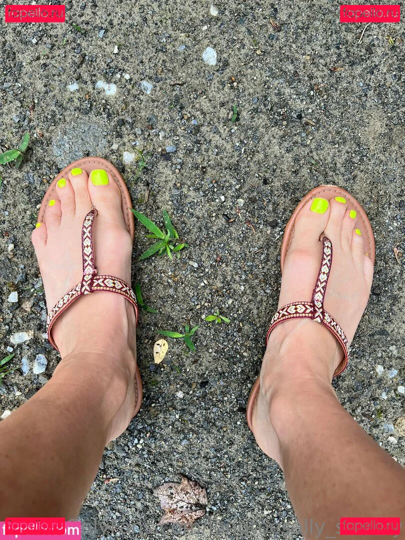 longtoesally_stormy Onlyfans Photo Gallery 