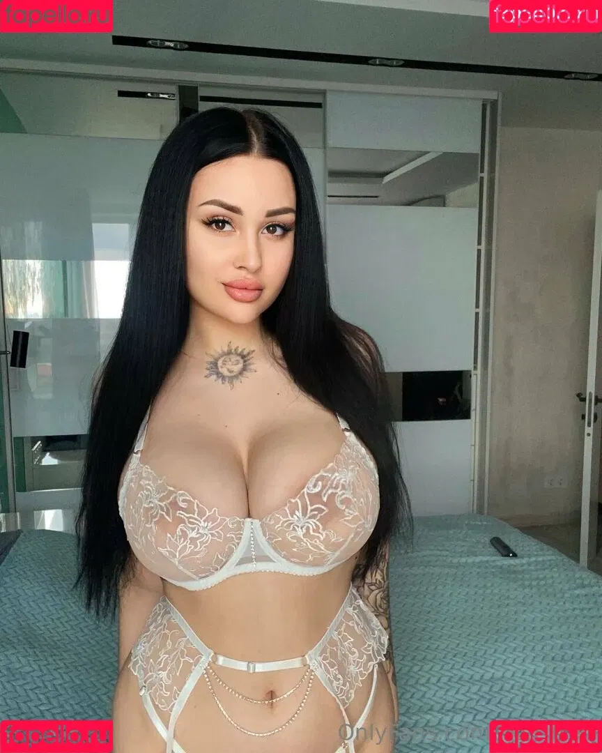 noa_free Onlyfans Photo Gallery 