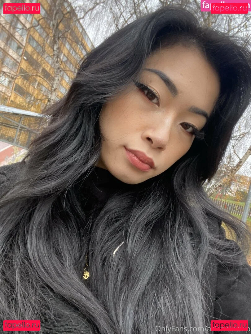asianninavip Onlyfans Photo Gallery 