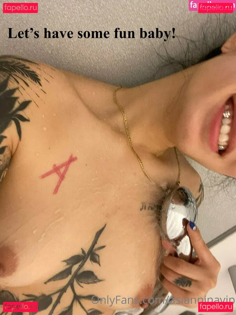 asianninavip Onlyfans Photo Gallery 