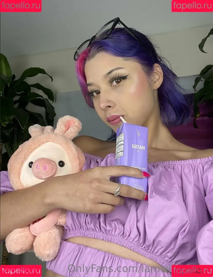iamwillowstar Onlyfans Photo Gallery 