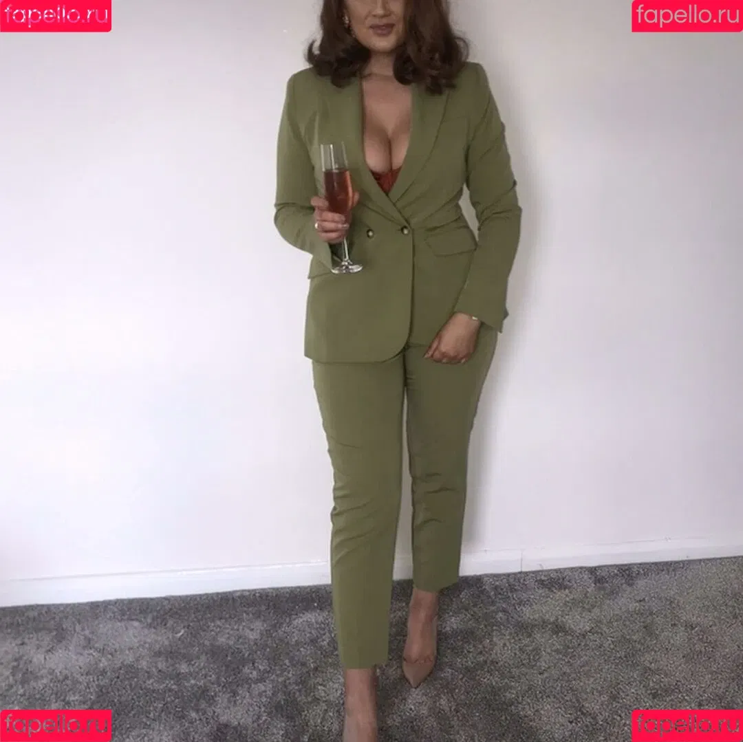Victoria McGeough Onlyfans Photo Gallery 
